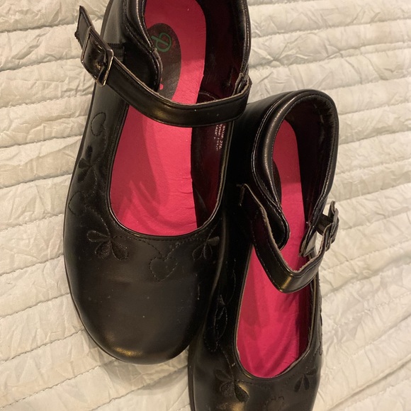 Petalia brand Mary Jane shoes - Picture 2 of 2